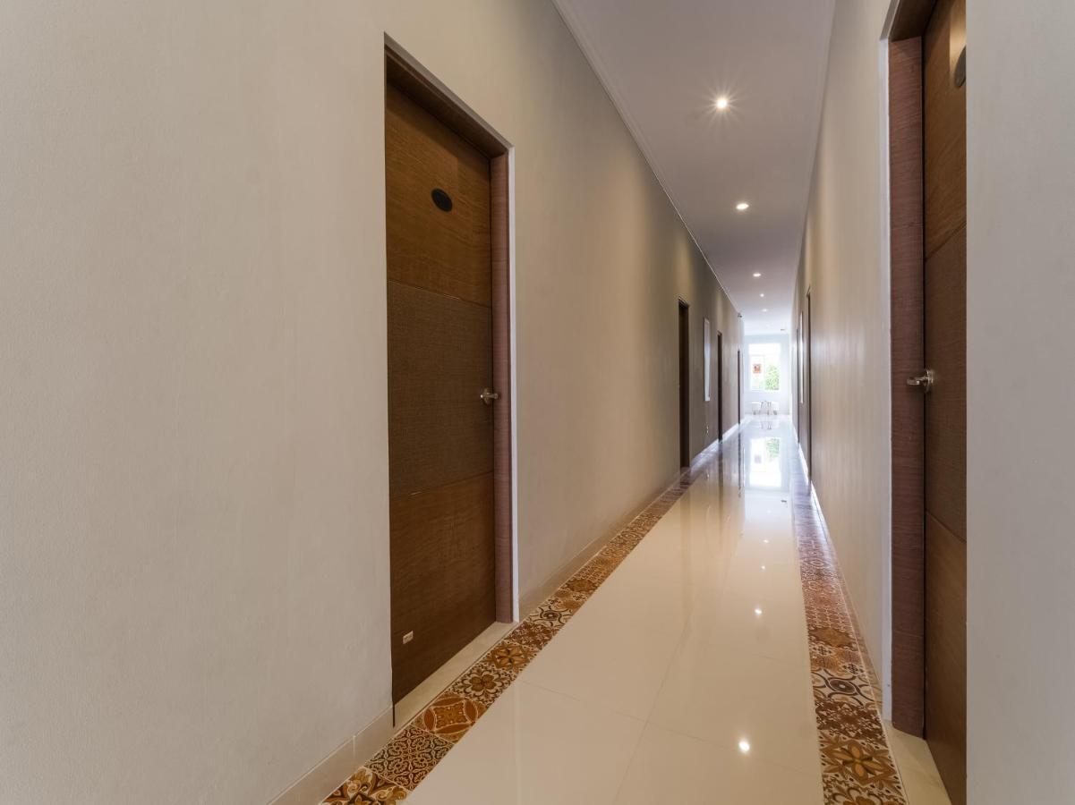 Super Oyo Collection O 90023 Damar Kusumo Guest House Maguwo 외부 사진
