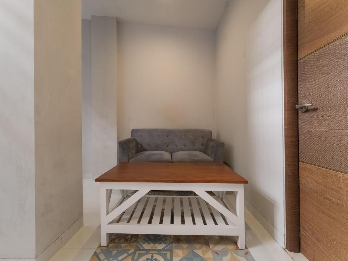 Super Oyo Collection O 90023 Damar Kusumo Guest House Maguwo 외부 사진