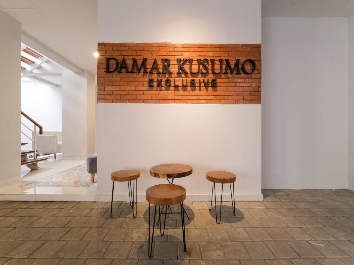 Super Oyo Collection O 90023 Damar Kusumo Guest House Maguwo 외부 사진